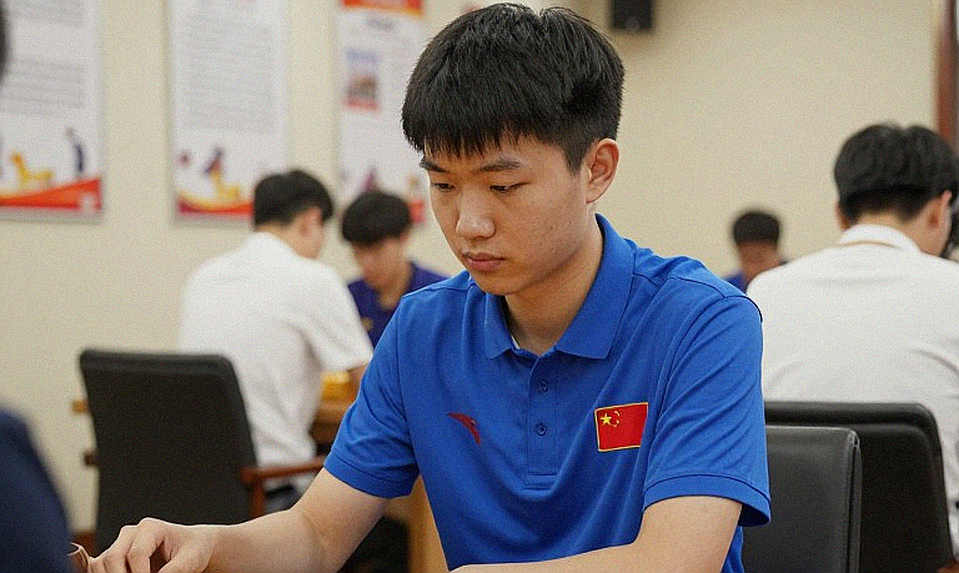 77 जेल टीमें, एक चैंपियनशिप, दो नाम: FIDE के लेजर में अभी तीन कॉलम खाली हैं